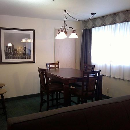 לינווד Best Western Alderwood מראה חיצוני תמונה