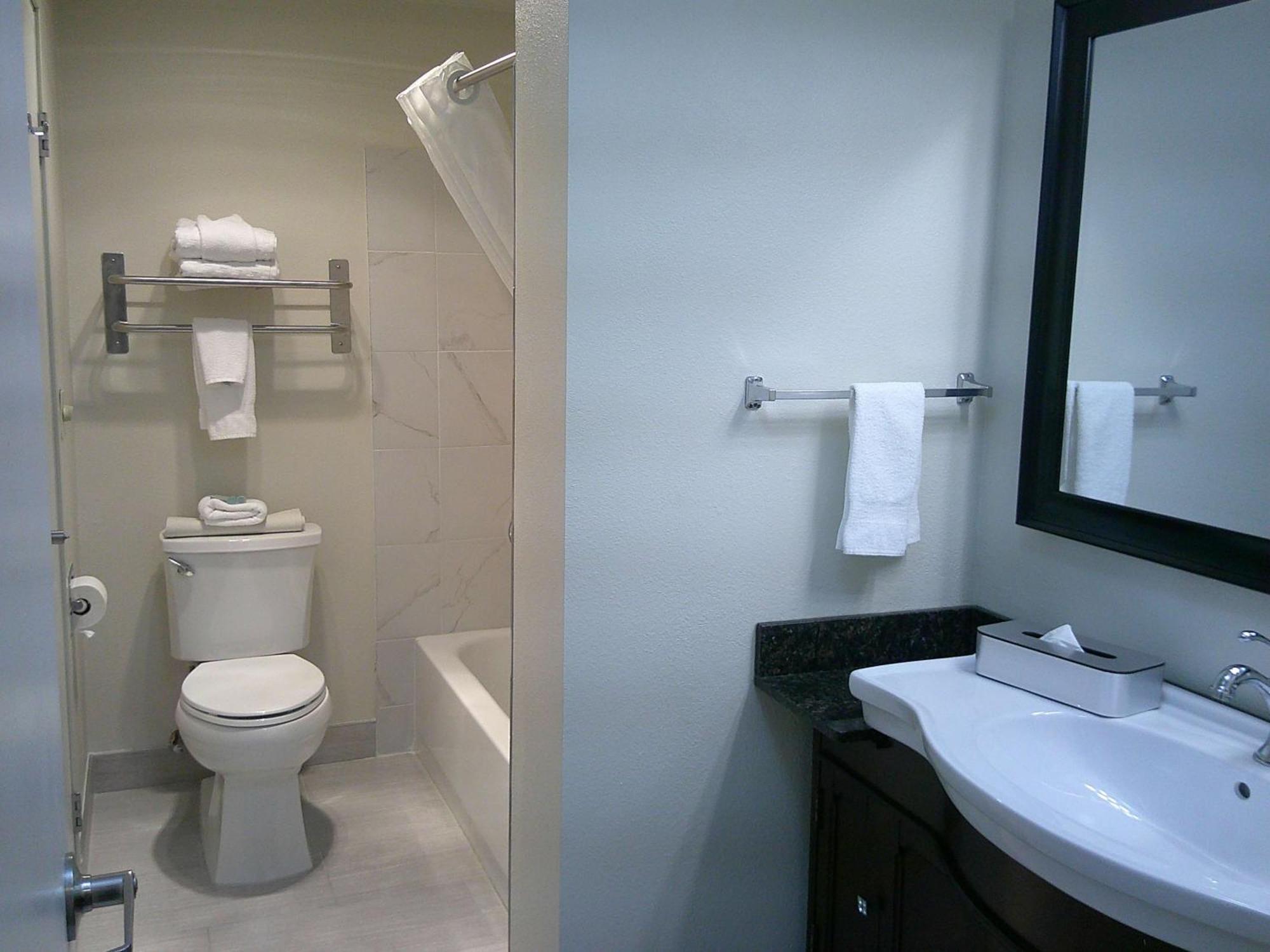 לינווד Best Western Alderwood מראה חיצוני תמונה