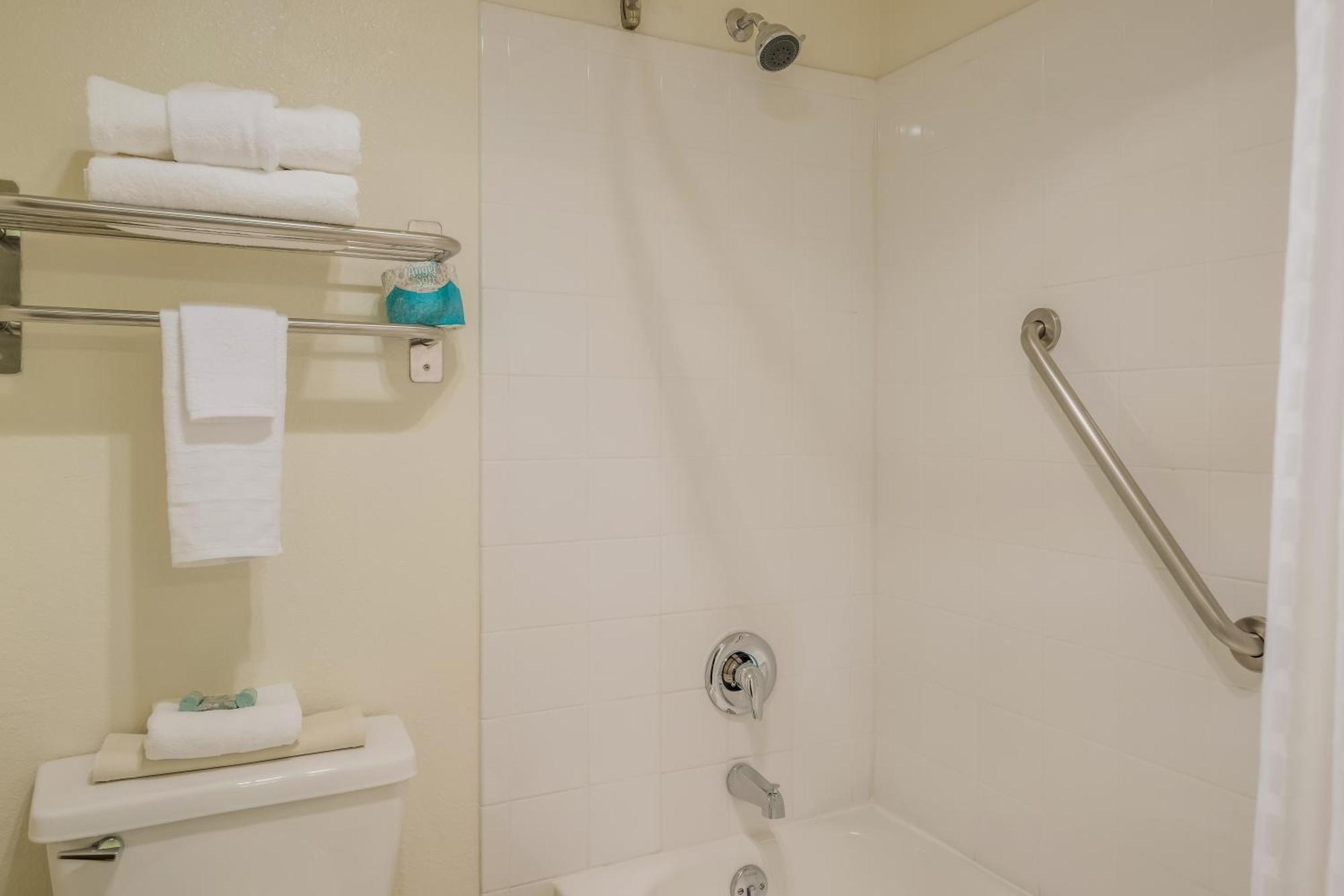 לינווד Best Western Alderwood מראה חיצוני תמונה